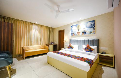 Ludhiana Hotel | FabHotel Supreme Suites