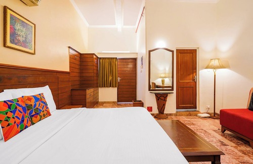 Agra Hotel | FabHotel The Dayal