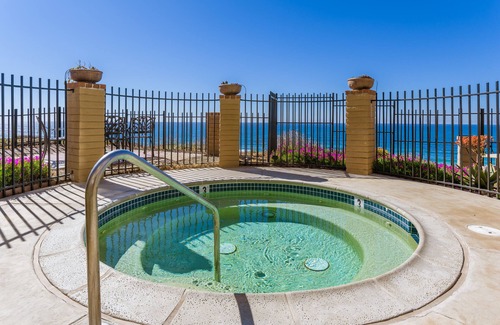 Solana Beach House | Fabolous Remodeled Ocean View Condo,Monthly Specials!