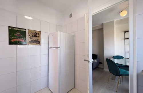 Porta Apartment | FABRA 5-2 - Three Bedroom Apartment, Sleeps 3