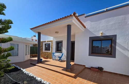 Costa de Antigua Villa | Fabulous 4 bedroom south facing villa, frontline golf course in Caleta de Fuste