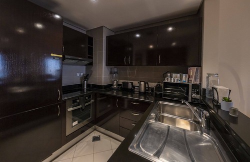 Trade Centre 1 Apartment | Fabulous 1 bedroom apartment - Anantara Resort