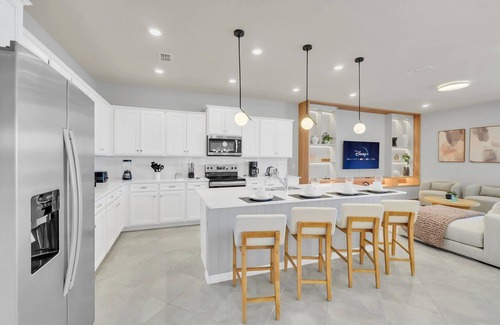 Four Corners House | Fabulous 10 Bed Pool Home with Game Room-15985CCL