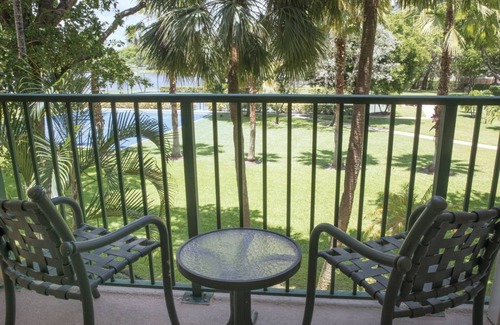Survey Creek Condo | Fabulous 2 BDRM Palm-Aire in Pompano Beach