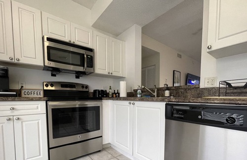 Deerfield Beach Condo | 🌴 Fabulous 2 Bed 2 Bath with all of the amenities and Private Balcony