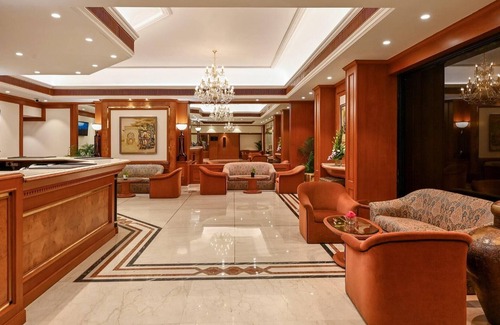 North San Jose Boat Rental | Fabulous 2-bedroom boat with AC in San Jose
