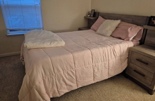 Rohnert Park House | Fabulous 2-bedroom house with AC in Cotati