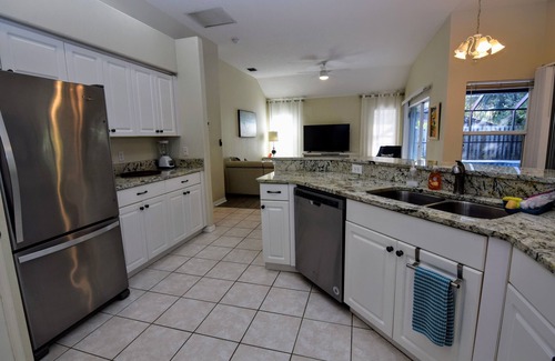 South Sarasota House | Fabulous 3 Bdr/2 bth, heated Pool near Siesta Key