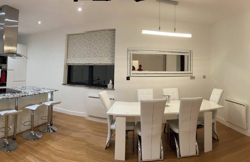Brixton House | Fabulous 3-bedroom house in London