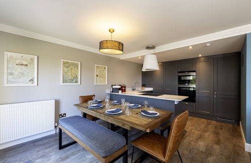 Leven Cottage | Fabulous 3 bedroomed apartment in the heart of Elie