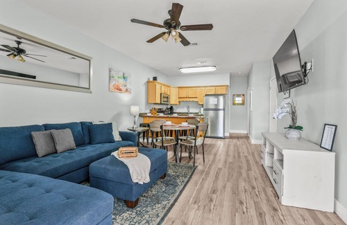 Gulfport House | Fabulous 3 Townhouse Rental with 9-bedrooms and 9-bathrooms