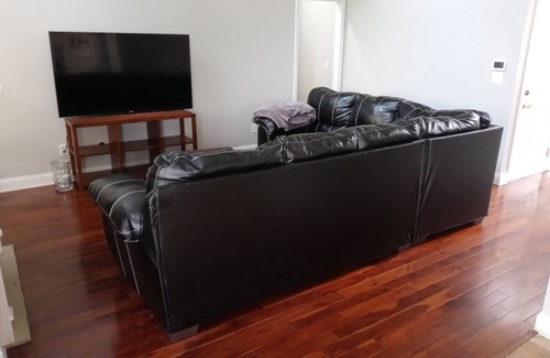Town Center House | Fabulous 5BR Home in upscale neighborhood