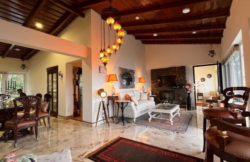 Shyamkhet Apartment | Fabulous 6-bedroom apartment in Sukha