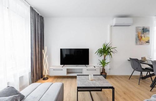 Ruzinov Apartment | Fabulous Apartment with Garden Terrace
