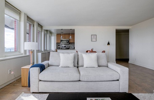 Back Bay East Apartment | Fabulous Back Bay 2BR w/W/D, nr Prudential Center, by Blueground