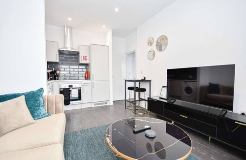 Eastleigh Apartment | Fabulous Compact 1 Bedroom Apartment in Bradford