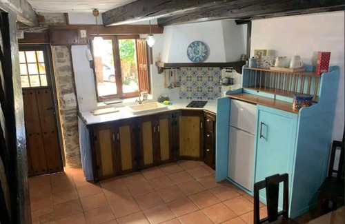 Rozuelo Cottage | Fabulous country house located in El Bierzo
