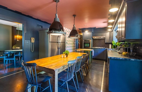 Harbert House | Fabulous designer owned home with heated pool & spa in the heart of Sawyer!