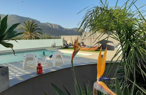 Orba Villa | Fabulous detatched Villa in a great location