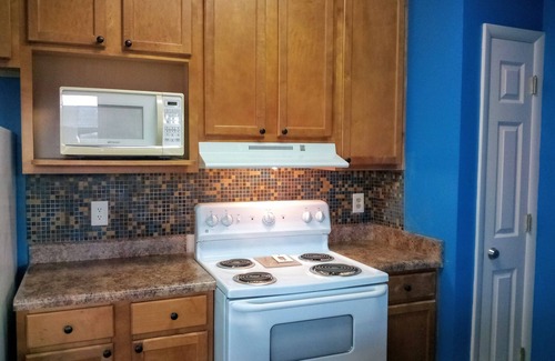 South Main Historic District Condo | Fabulous downtown condo!