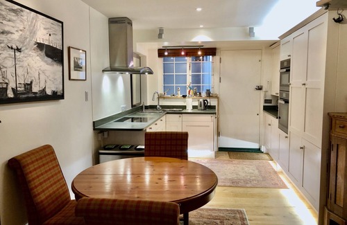 Paddington Apartment | Fabulous duplex mews home by Paddington Station.