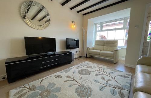 Bradley Stoke House | Fabulous Family Home in Lovely Little Stoke