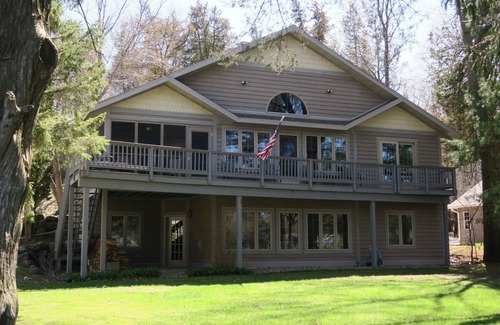 Green Lake House | Fabulous Family Retreat, on Quiet Beyers Cove of Green Lake