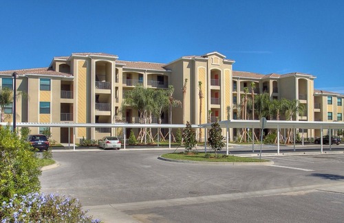 Bradenton Condo | Fabulous Florida Vacation Rental With Unlimited Golf!