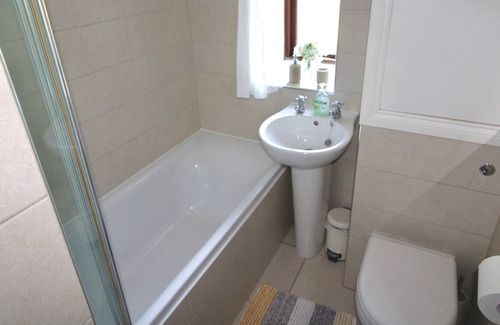 Honley House | Fabulous former weaver's cottage looking out over the Holme Valley