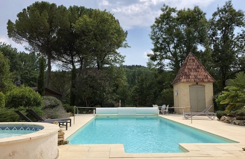 Saint-Front-sur-Lemance House | Fabulously Restored Manor House, with private pool, sleeps 12