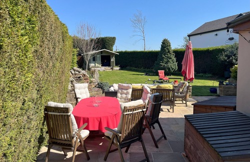 Whitkirk House | Fabulous fun family house in Templenewsam, Leeds. Entertainment space galore.
