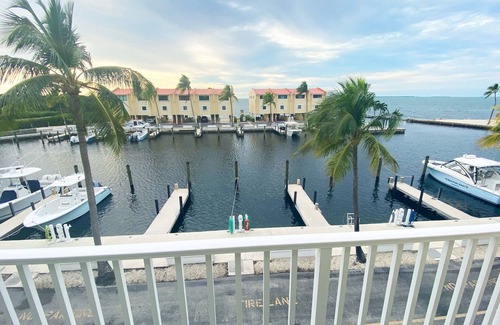 Islamorada House | Fabulous Futura Yacht Club Townhome with boat slip!