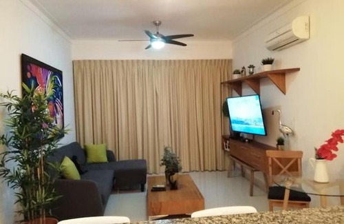 Evaristo Morales Apartment | Fabulous High Rise Apt Downtown SD