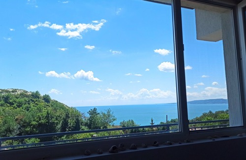 Balchik Villa | Fabulous holiday home with sea view for the whole family!