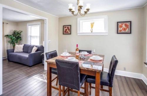 Rochester House | Fabulous House near Airpt/DwTN/UofR