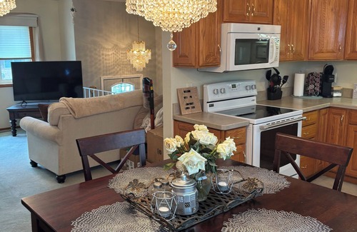 Lafayette House | Fabulous house with AC in charming Lafayette