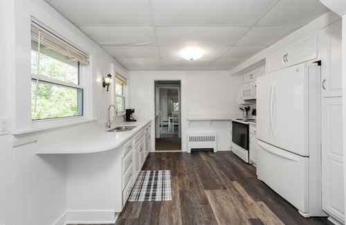 Barnstable House | Fabulous location with ocean views and new heated pool