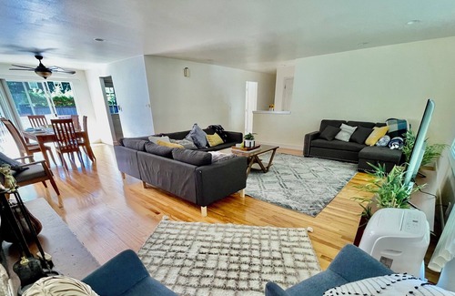 Mercer Island House | Fabulous Mercer Island 5 bedroom family home