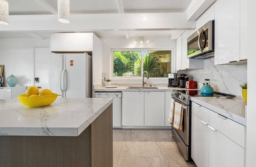 Palm Desert Condo | Fabulous Mid-Century Fun Condo, South Palm Desert!