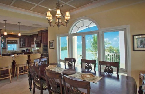 George Town House | Fabulous Oceanfront Exuma Home