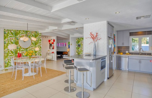 Warm Sands House | Fabulous Pool+Spa Home- 1.3 miles from downtown PS!
