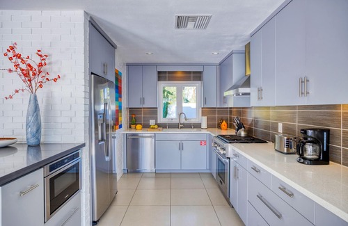 Warm Sands House | Fabulous Pool+Spa Home- 1.3 miles from downtown PS!