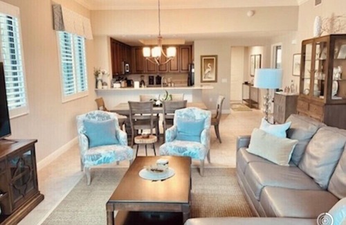 Royal Harbor Condo | Fabulous Pool Views from your Oversized Lanai