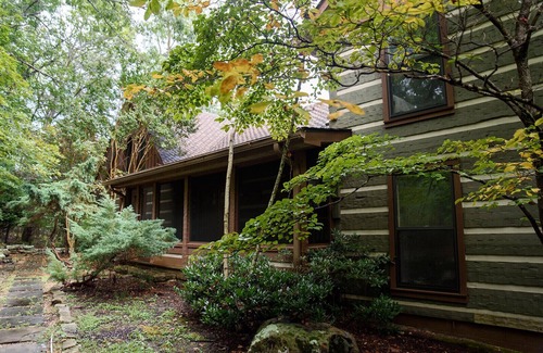 Clifftops House | Fabulous retreat with gorgeous views! Minutes to Sewanee, Monteagle! Sleeps 12!