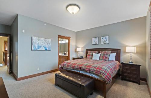 Coeur d'Alene Apartment | Fabulous Riverstone Retreat