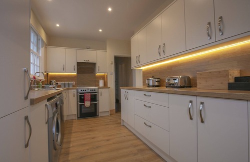 Ascog Cottage | Fabulous Rural Farm Holiday Cottage near Drymen, Loch Lomond.