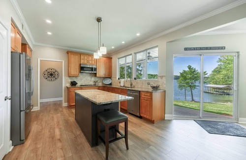 Gainesville House | Fabulous views on nice cove! Easy short walk to dock. Outdoor kitchen & fire pit