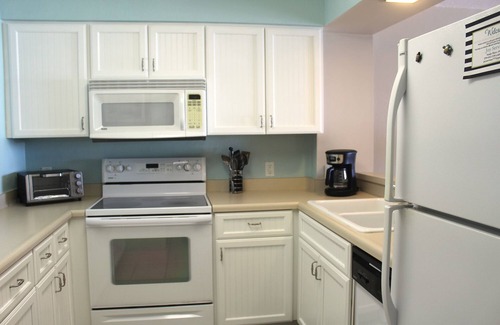 Fort Myers Beach Condo | Fabulous Views of the Gulf and Beach at this Beachfront Paradise Vacation Rental