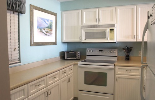 Fort Myers Beach Condo | Fabulous Views of the Gulf and Beach at this Beachfront Paradise Vacation Rental
