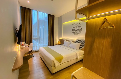 Hargomulyo Hotel | Facade Hotel by Azana